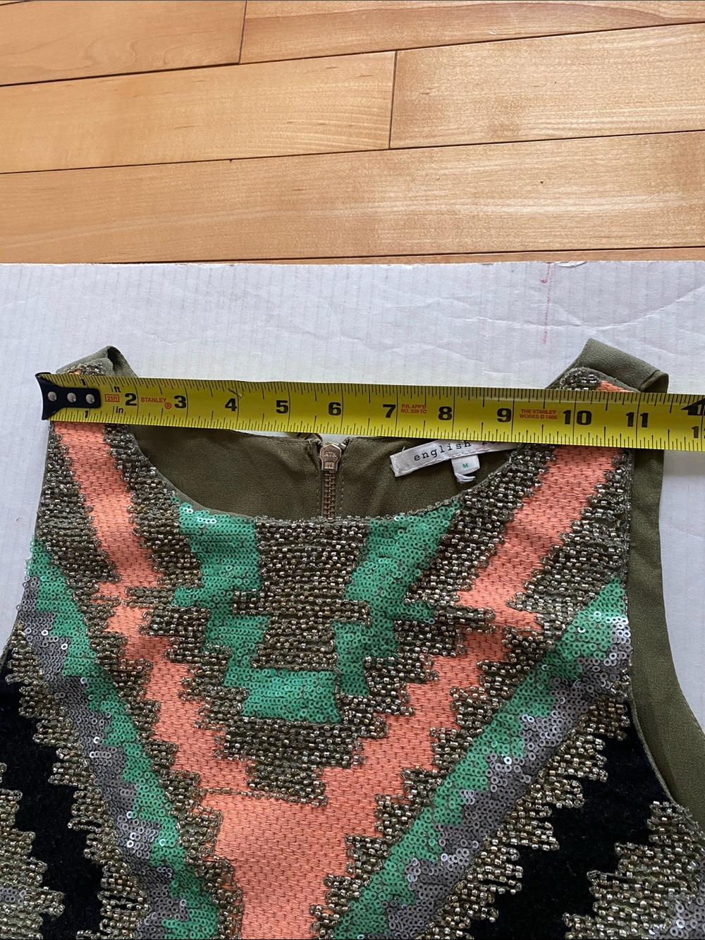 English Rose Mini Sheath Dress w breaded Geo-Pattern in Coral & Green Sze Medium - Picture 15 of 15